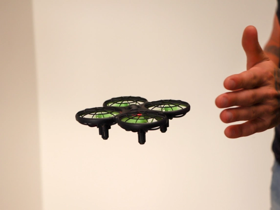 Dron Syma X26